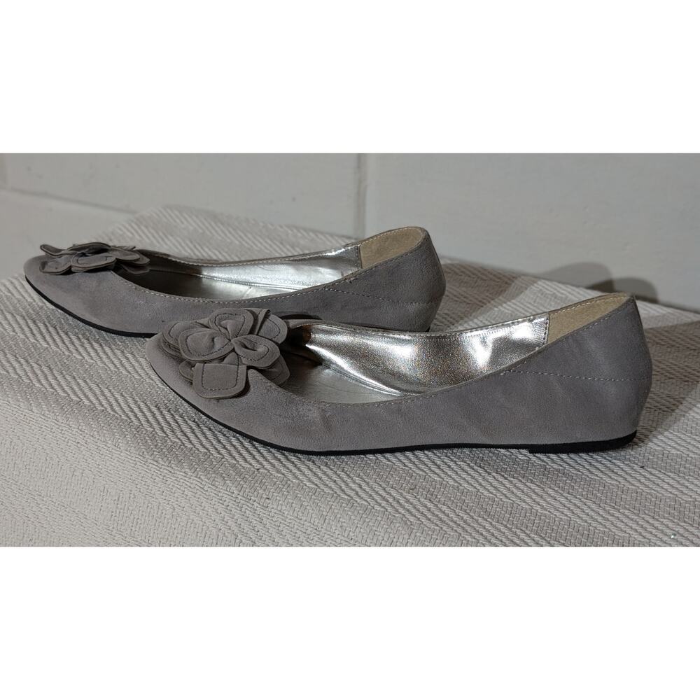 Charming Charlie Gray Suede Like Ballet Flats Flower Detail Slip On Shoes Size 7